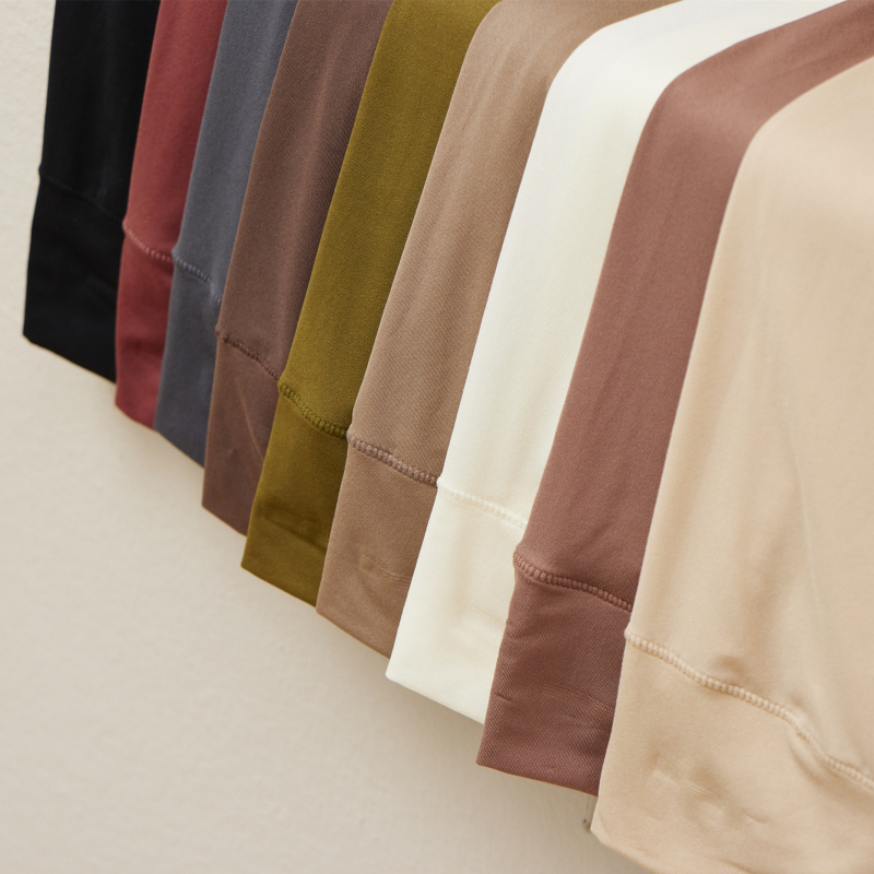 Moteriški terminės pagrindinės kelnaitės su dvipuse šeravimo danga, šildymas ir pastovi temperatūra natūraliam pojūčiui po drabužiais. Audinys: nailonas; Funkcijos: juosmens parama, šiluma; Sluoksnis: vieno sluoksnio; Raštas: vienspalvis; Pagrindinis audin