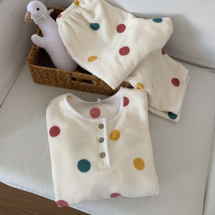 Női pizsamaszett, téli vastag poliészter, körkörös nyakú, hosszú ujjú