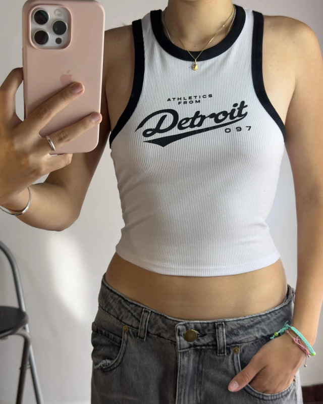 Top tricotat fără mâneci, imprimat cu litere, lungime scurtă, poliester, croială Slim