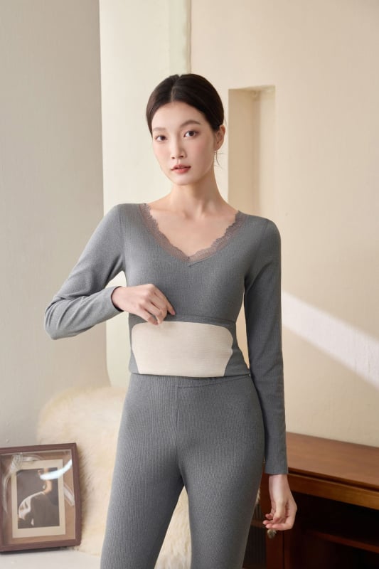 Set termic femei cu inserții la sân – top gros și pantaloni, fără cusături, nailon, căptușeală velur, decolteu în V, mâneci lungi