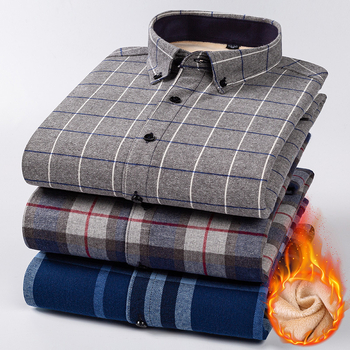 100% puuvillane ruuduline särk fleece vooderdusega, ruudukujuline krae ja pikkade varrukatega.