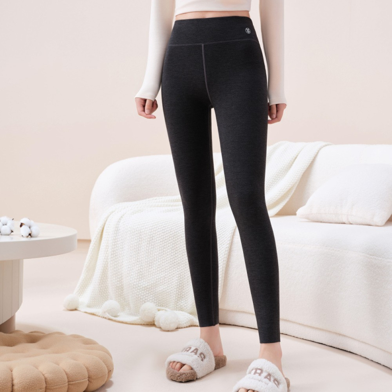 Set termic pentru femei cu strat de bază căptușit cu fleece, top cu mânecă lungă și pantaloni 9/10 (Lyocell 30-50% • 201-250 g/m² • Căptușit cu fleece • Mânecă lungă)