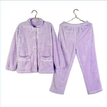 Set de pijamale din Arctic fleece, stil minimalist, țesătură groasă 181–200 g/m², mâneci lungi, pantaloni lungi