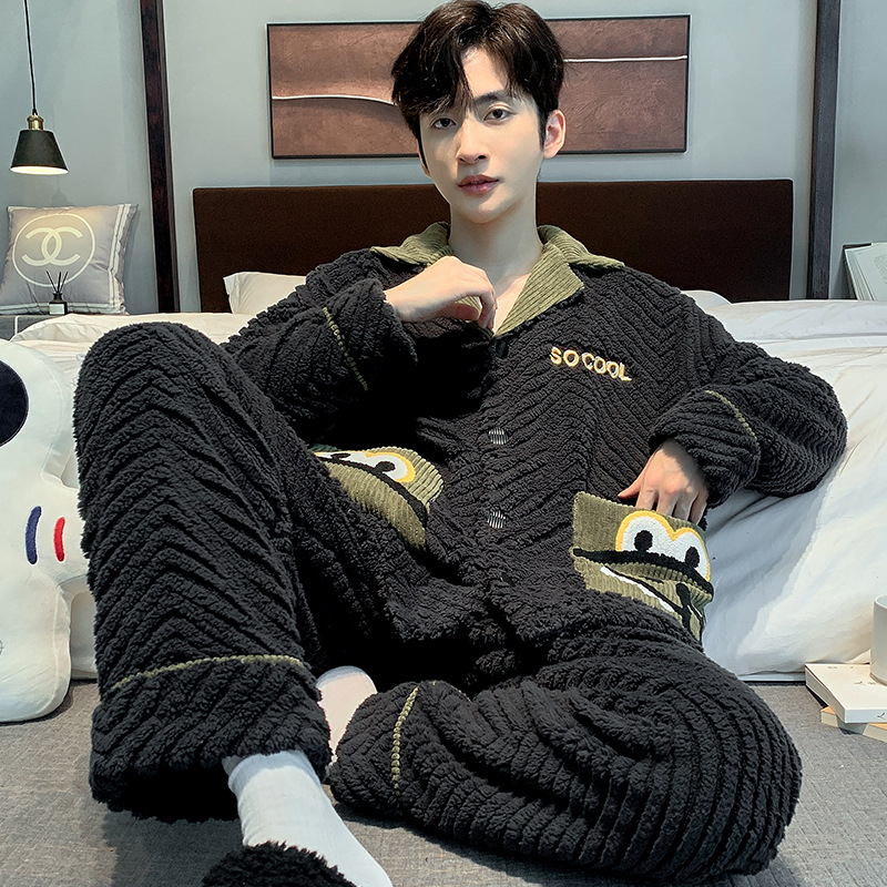 Vyriski pižamos komplektas iš koralo veliūro fliso su kardiganu – stora, šilta, ilgos rankovės ir kelnės, poliesteris 90–95%, žiema, namų dėvėjimui