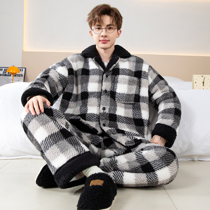 Vyriski pižamos komplektas iš koralo veliūro fliso su kardiganu – stora, šilta, ilgos rankovės ir kelnės, poliesteris 90–95%, žiema, namų dėvėjimui