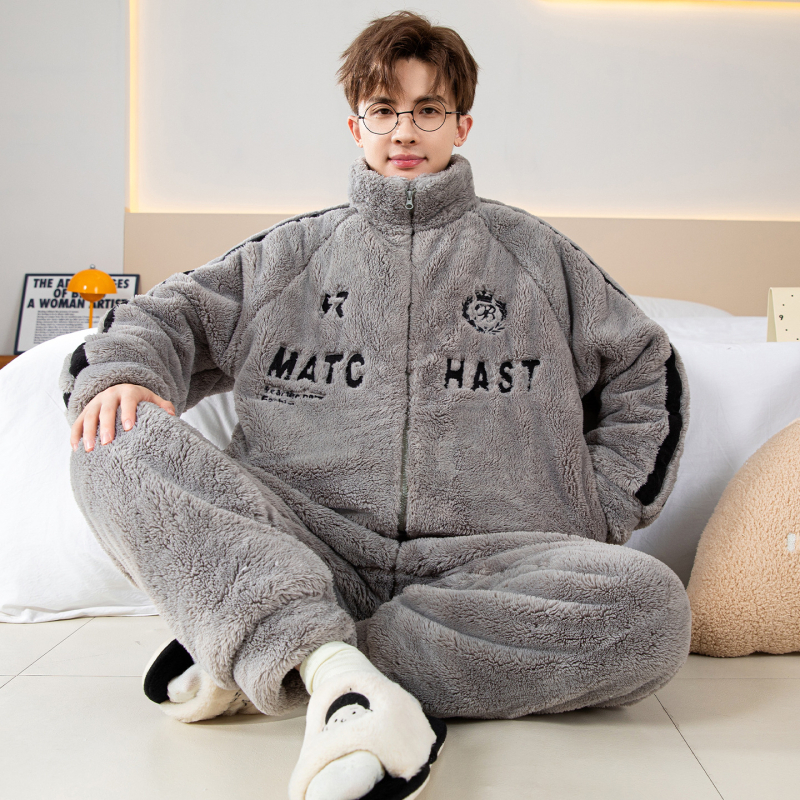 Vyriski pižamos komplektas iš koralo veliūro fliso su kardiganu – stora, šilta, ilgos rankovės ir kelnės, poliesteris 90–95%, žiema, namų dėvėjimui