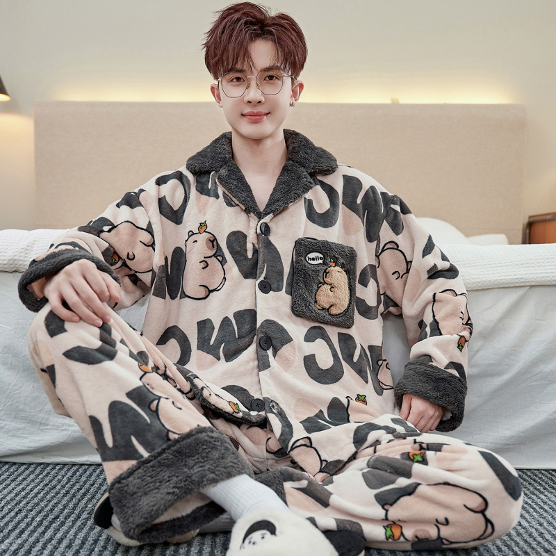 Vyriski pižamos komplektas iš koralo veliūro fliso su kardiganu – stora, šilta, ilgos rankovės ir kelnės, poliesteris 90–95%, žiema, namų dėvėjimui