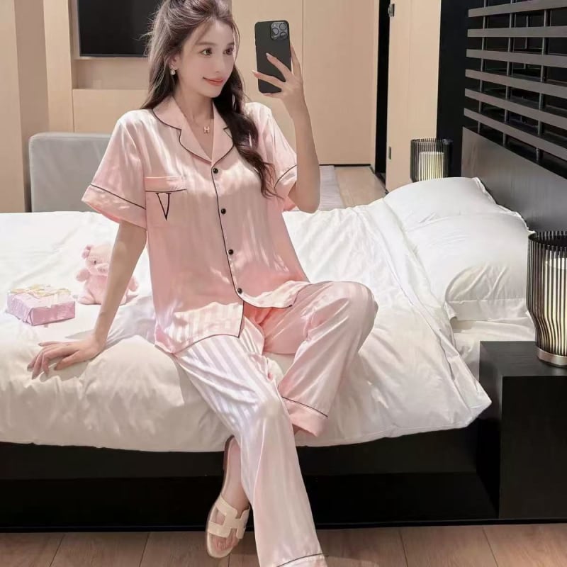 Set pidžama s prugama od ledenog svile, lagan kroj, elegantan kućni outfit za ljeto i jesen