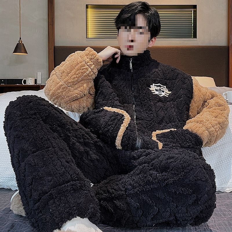 Žiemos pižamų komplektas - elastinis medvilnės audinys, stora fliso apdaila, stovima apykaklė, ilgos rankovės