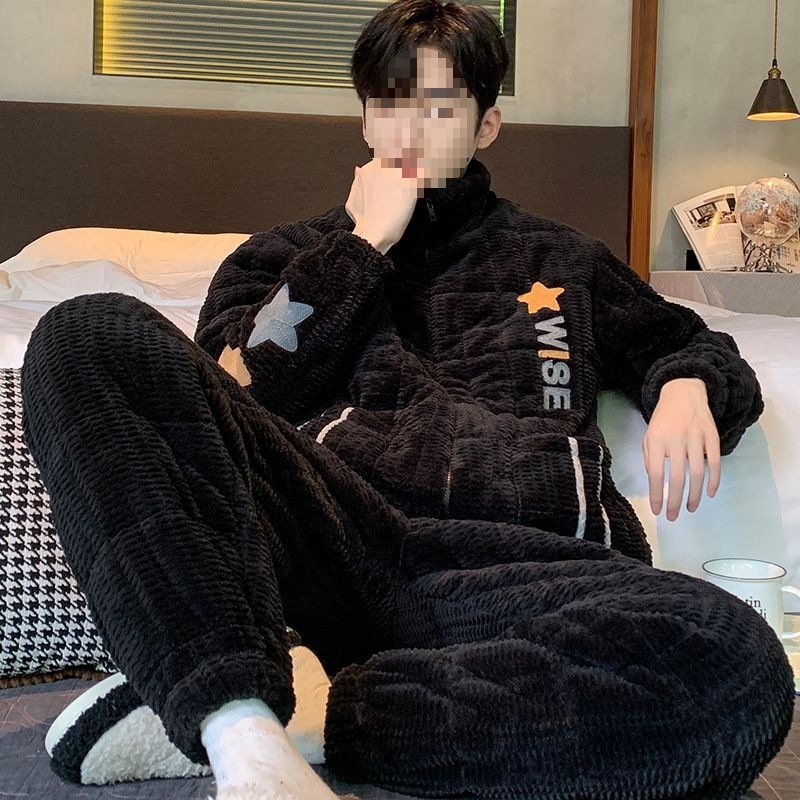 Žiemos pižamų komplektas - elastinis medvilnės audinys, stora fliso apdaila, stovima apykaklė, ilgos rankovės