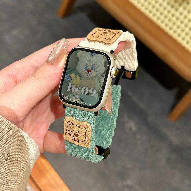 Remen za Apple Watch 22 mm s plišanim medvjedom, karikatura dizajn, magnetska kopča, corduroy, kompatibilan sa SE, jesen-zima.