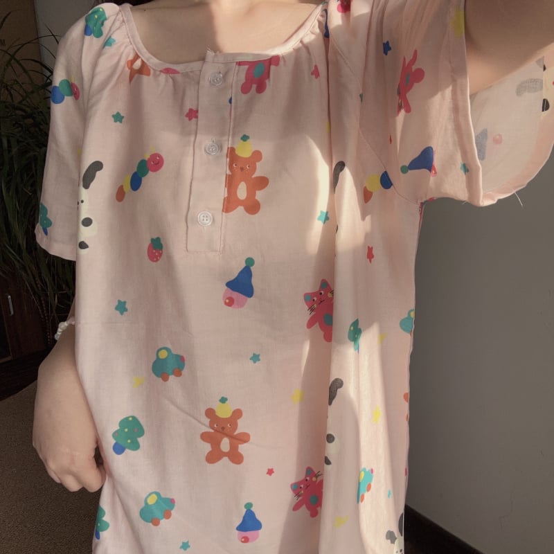 Νυχτικό από 100% βαμβάκι με μανίκια 3/4, διπλό στρώμα γάζας, λεπτό ύφασμα (121–140 g/m²) – γλυκό και χαριτωμένο για τη μητρότητα