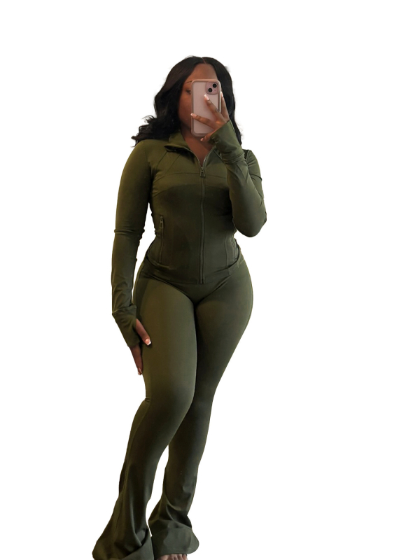 Костюм от две части с квилиран плат, дълги ръкави, едноцветен полиестер-спандекс, есен 2024, елегантен градски стил