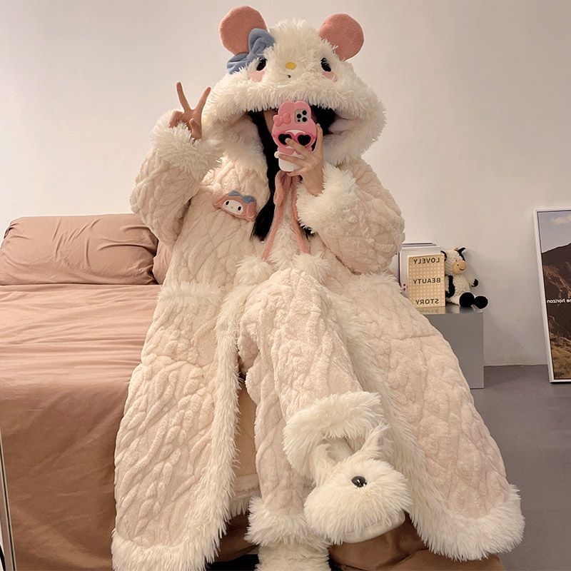 Pidžāmas halāts ar karikatūras stilu, kabatām un pogām – ārkārtīgi bieza 501–600 g/m2, saglabā siltumu, pavasaris 2025