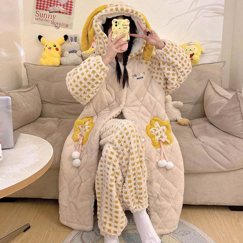 Pidžāmas halāts ar karikatūras stilu, kabatām un pogām – ārkārtīgi bieza 501–600 g/m2, saglabā siltumu, pavasaris 2025