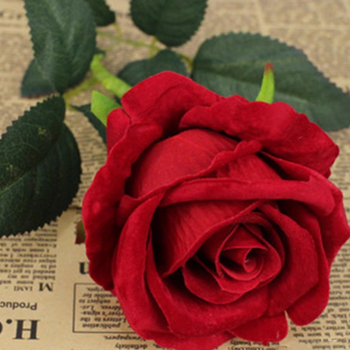 Флорален реквизит за танцова фотография с изкуствени цветя — марка Other; пуск през есента на 2024 г.