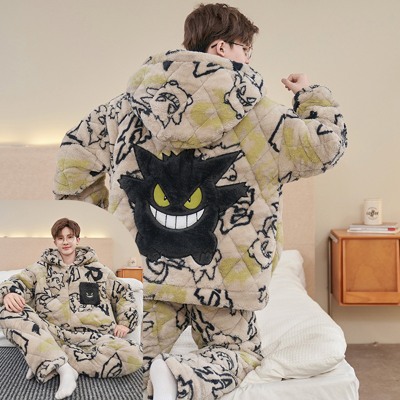 Muške pidžame – tri sloja quilted pamuka, debeli fleece podstava, okrugli ovratnik, dugi rukavi, karikatura stil