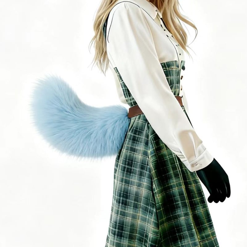 Daljinski upravljan električni rep lisice - ručno izrađeni plišani cosplay rekvizit (za odrasle, jesen 2025)