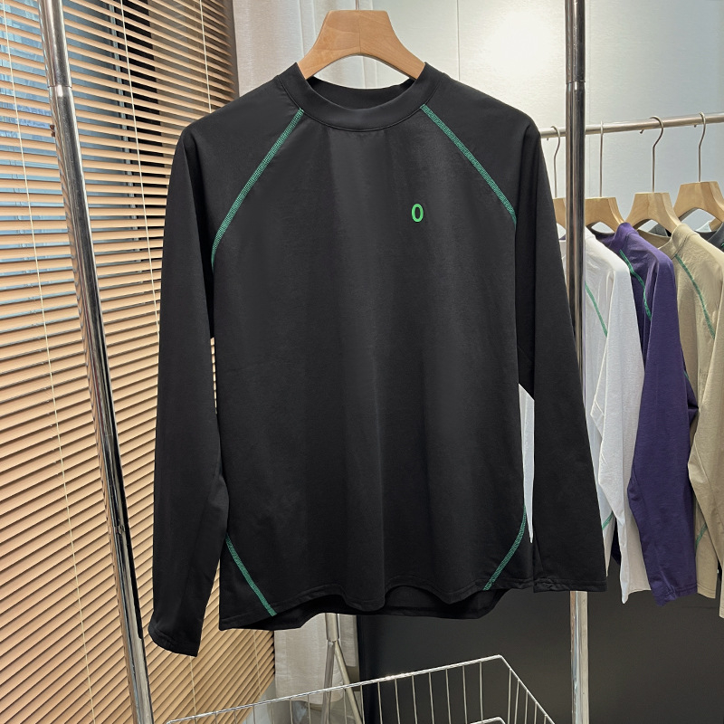 Sportiniai marškiniai su ilgomis rankovėmis laisvo kirpimo, dryžuotas raštas, apvalus kaklas, 96% poliesteris