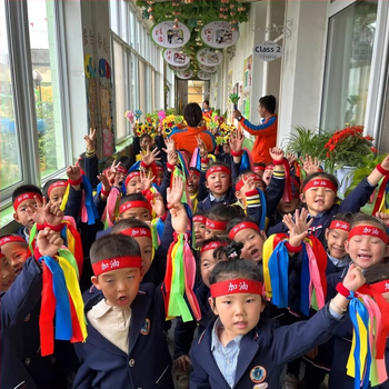 Гривна за китка със звънче и дизайн на цвете, еластична лента за детски танцови изпълнения