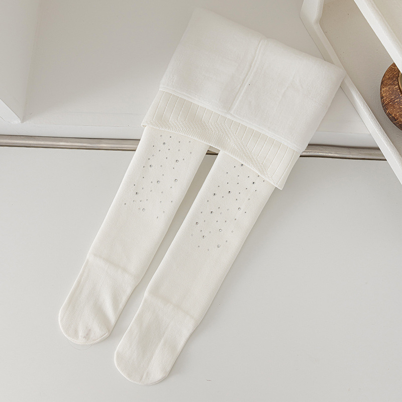 Gyerek harisnya téli, vastag, egyszínű, viszkózból készült, 8 év feletti gyermekeknek