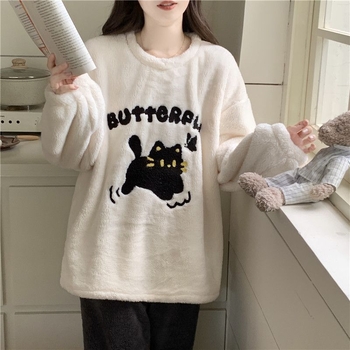 Meitenēm paredzēts pidžamu komplekts, pusvelūrs, biezs un silts, apaļš kakla izgriezums, garas piedurknes, mīļš karikatūru stila mājas apģērbs ziemai