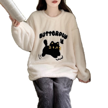 Meitenēm paredzēts pidžamu komplekts, pusvelūrs, biezs un silts, apaļš kakla izgriezums, garas piedurknes, mīļš karikatūru stila mājas apģērbs ziemai