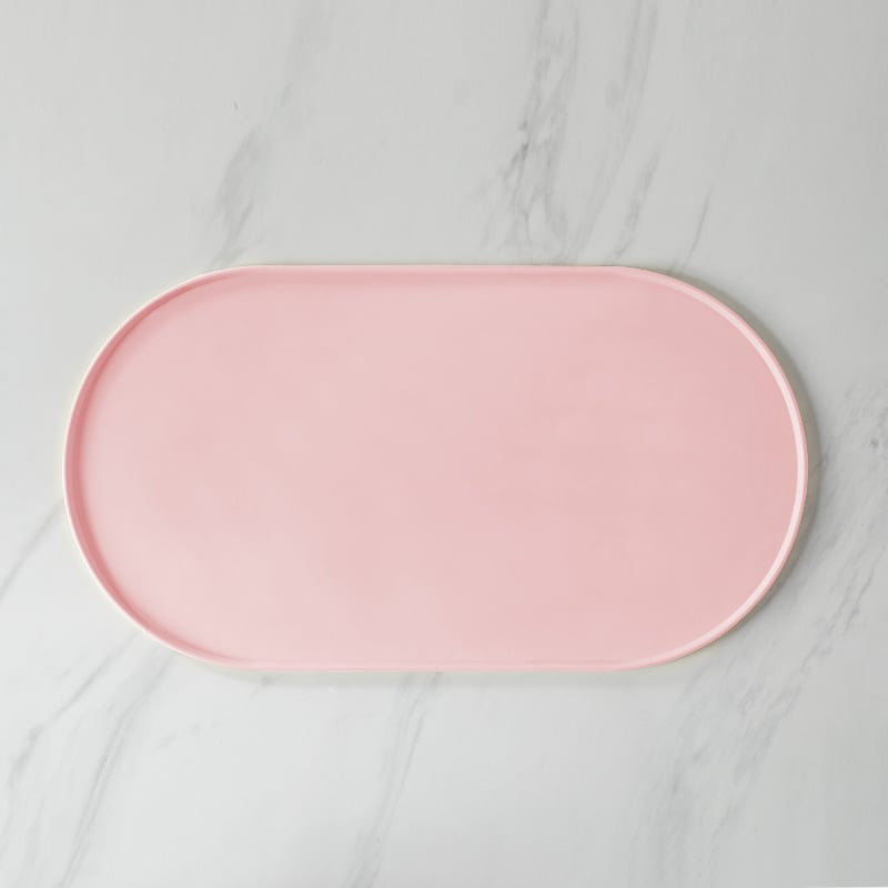 Shuoni silikoonist lauaalune, ümmarguse kujuga, ühetoonilise mustriga, kaasaegne minimalistlik stiil, välja antud 2025. aasta augustis.