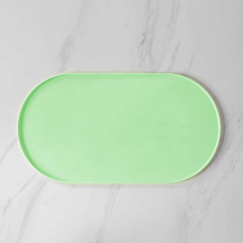 Shuoni silikoonist lauaalune, ümmarguse kujuga, ühetoonilise mustriga, kaasaegne minimalistlik stiil, välja antud 2025. aasta augustis.