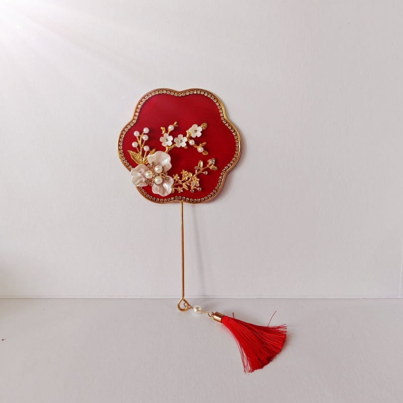 Rankinis ventiliatorius – apvalios formos, Kinijos stilius, metalinis korpusas, intarpų dailė, verslo dovana