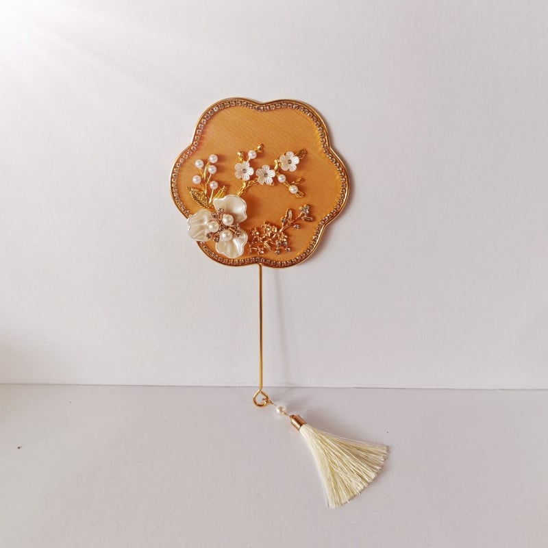 Rankinis ventiliatorius – apvalios formos, Kinijos stilius, metalinis korpusas, intarpų dailė, verslo dovana