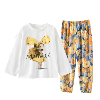 Guļammaises komplekts ar kapuci, animācijas stila, korāla fliessaudums, bieza, apaļš kakls, garas piedurknes