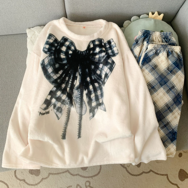 Guļammaises komplekts ar kapuci, animācijas stila, korāla fliessaudums, bieza, apaļš kakls, garas piedurknes