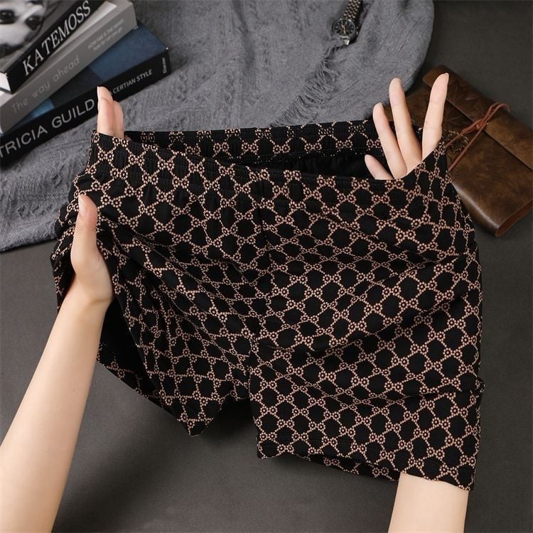 Meeste puuvillased bokserid, hingavad, keskmise kõrgusega vöökoht, 90–95% puuvill, kevadhooajaks