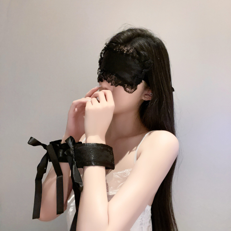 Дантелена маска за очи, непрозрачни белезници, удебелен комплект гривни за двойка – реквизит