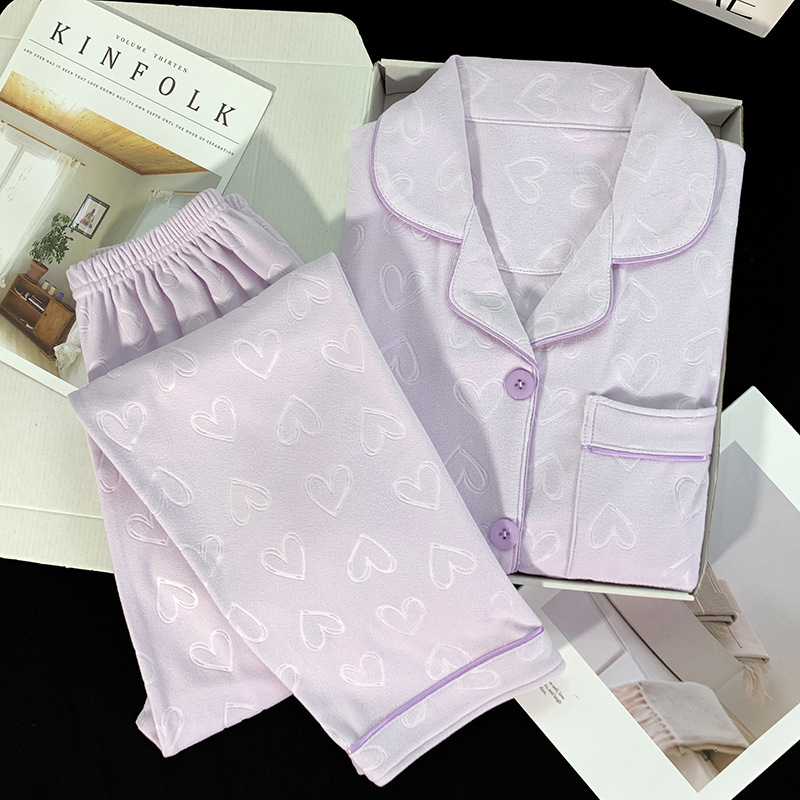 Divdaļīgs pidžamu komplekts ar kardigānu, korejiska stila ar sirds motīvu, brīvs piegriezums, silts, De Velvet akrila materiāls 90–95%, vidēja biezuma 181–200 g/m2