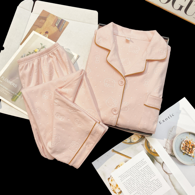 Divdaļīgs pidžamu komplekts ar kardigānu, korejiska stila ar sirds motīvu, brīvs piegriezums, silts, De Velvet akrila materiāls 90–95%, vidēja biezuma 181–200 g/m2