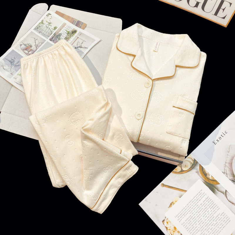 Divdaļīgs pidžamu komplekts ar kardigānu, korejiska stila ar sirds motīvu, brīvs piegriezums, silts, De Velvet akrila materiāls 90–95%, vidēja biezuma 181–200 g/m2