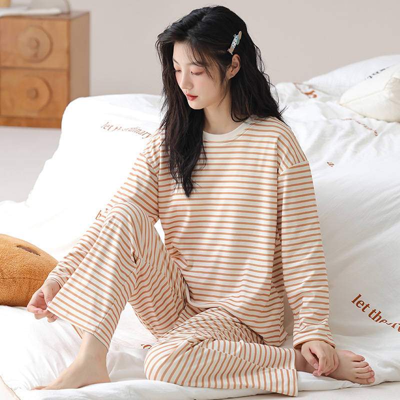 Sieviešu pidžamu komplekts Derong velūras, puloveris ar apaļu kakla izgriezumu, garas piedurknes, bieza 201–250 g/m2