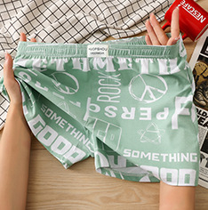 Firecracker памучни боксерки, дишащ трикотаж, средна талия, текстов принт, подплата с 90–95% спандекс, 95–100% памук