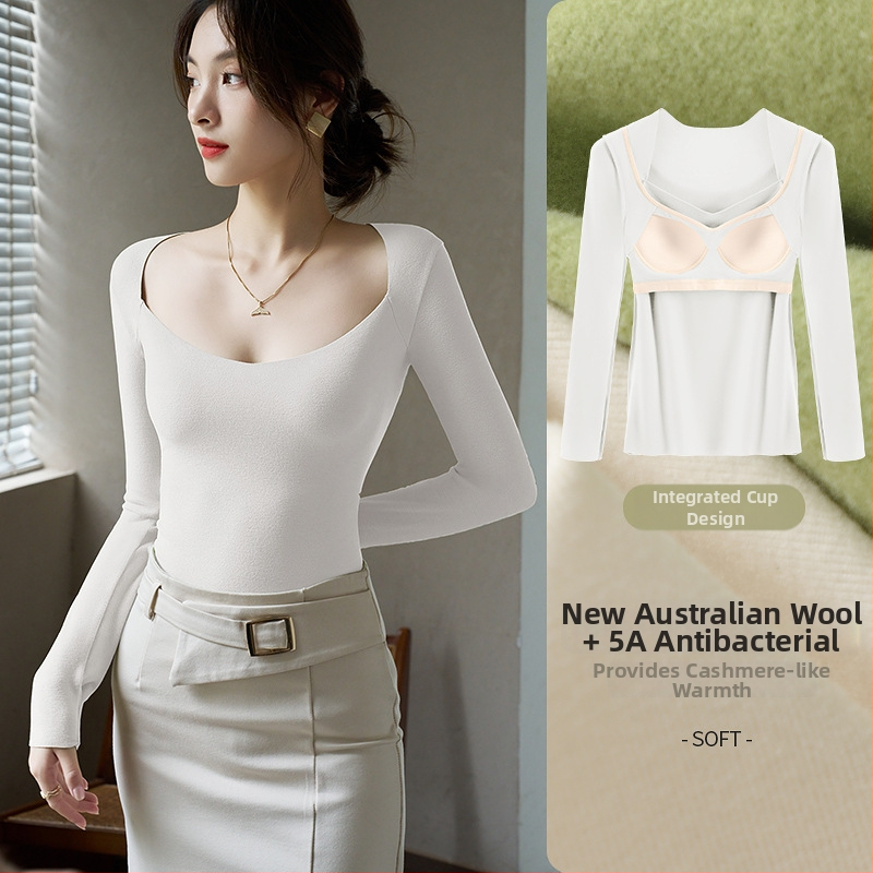 Moteriškas šilumos apatinių komplektas su V kaklu ir įmontuotu krūtinės pagalviu; viskozės audinys; velvetinė įdėklė; storis 251–300 g/m²