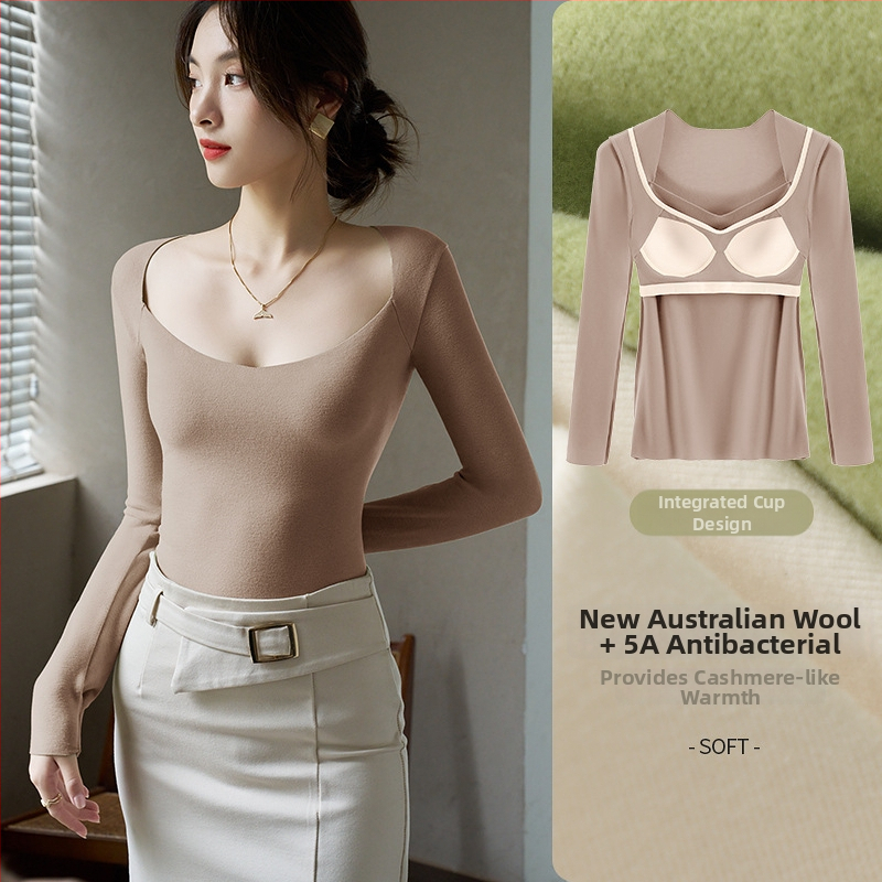 Moteriškas šilumos apatinių komplektas su V kaklu ir įmontuotu krūtinės pagalviu; viskozės audinys; velvetinė įdėklė; storis 251–300 g/m²