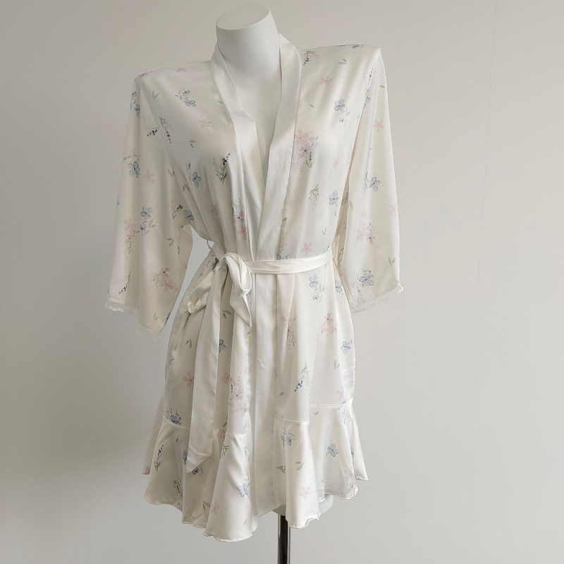 Σεξουαλικό νυχτικό με τιράντες και δαντέλα Ice Silk, V-λαιμός, 3/4 μανίκια, 181–200 g/m²