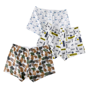 Vyrų medvilniniai bokseriai su laisvu kirpimu, vidutinio liemens aukščio, kvėpuojantys, 100% medvilnė.