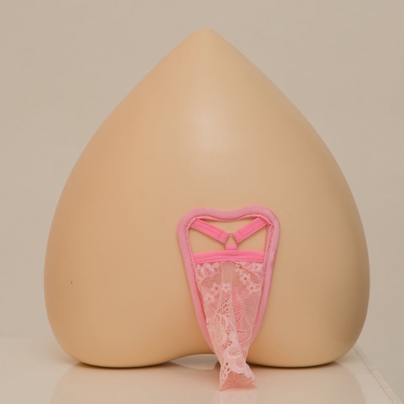 Férfi láthatatlan C-alakú alsónemű csipkével, átlátszó U-alakú zsebbel, poliészter 90–95%, csomagolás zacskóban, márka Independence, 2025 tavasz