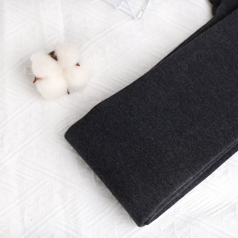 Organiskas kokvilnas legingi ar fleece iekšpusi, bieza, brīvs piegriezums, saglabā siltumu, Ziemas 2025 izlaidums