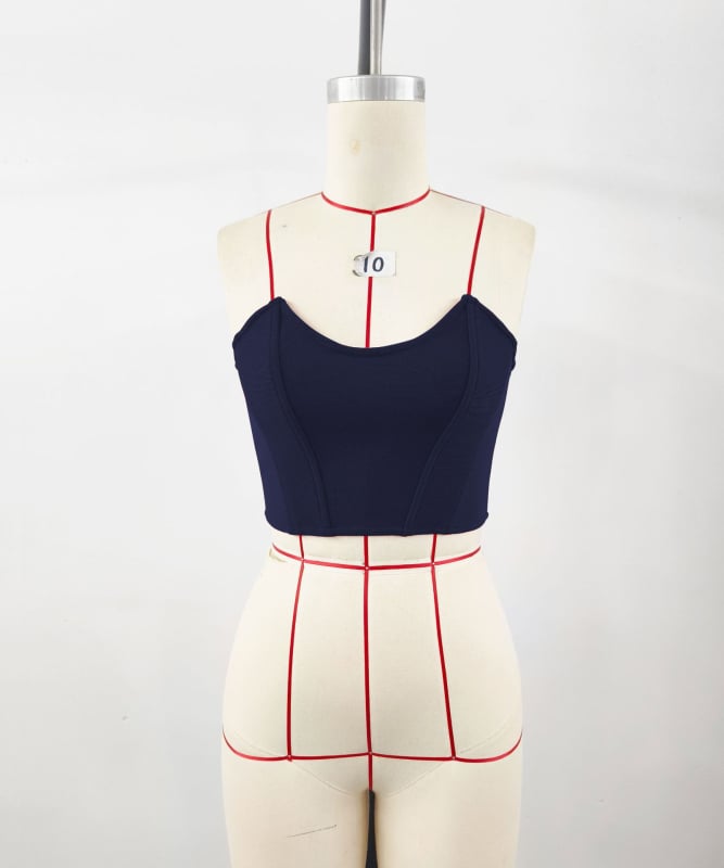 Bez piedurknēm tops ar fishbone dizainu, šaurs piegriezums, īss garums, poliesters ar spandeksu