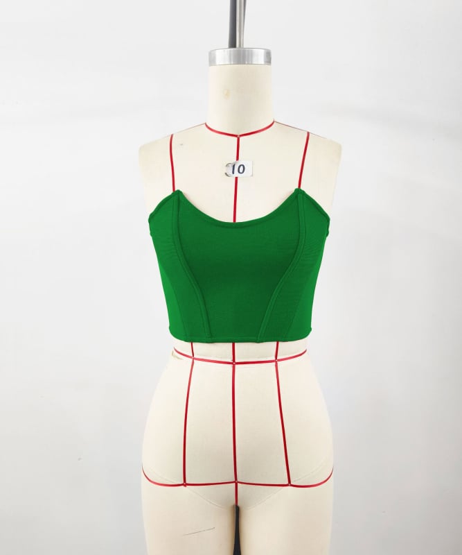 Bez piedurknēm tops ar fishbone dizainu, šaurs piegriezums, īss garums, poliesters ar spandeksu