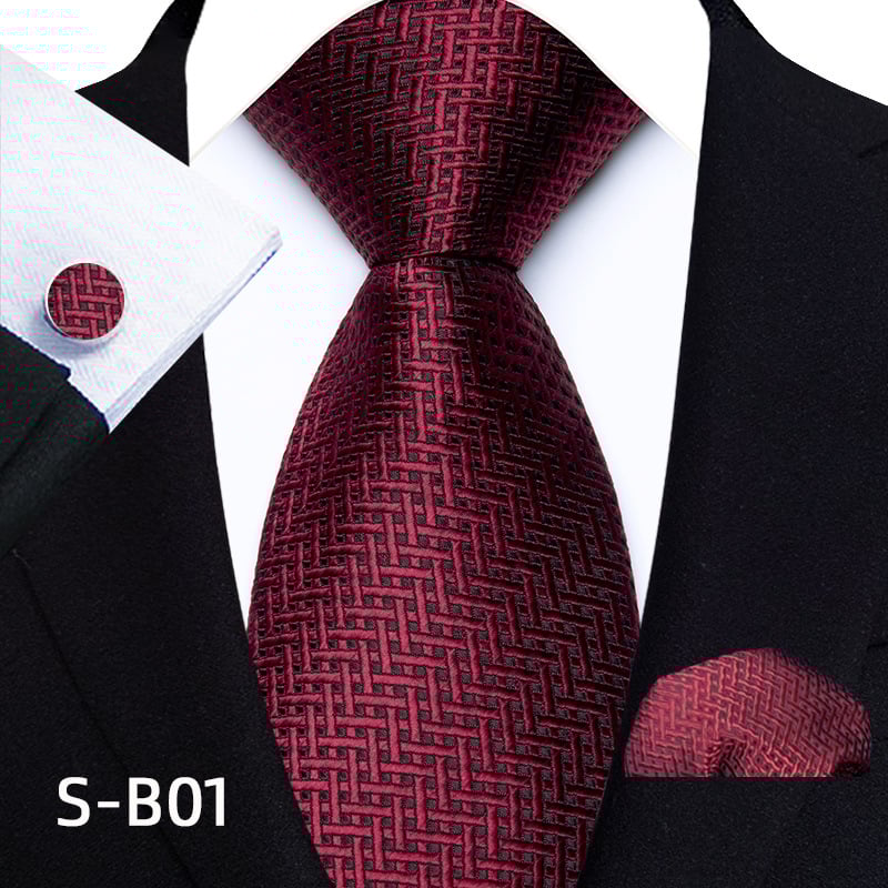 Modern, 8 cm-es férfi nyakkendőből, zsebkendőből és mandzsettagombokból álló szett poliészterből, paisley motívummal (három darabos szett).