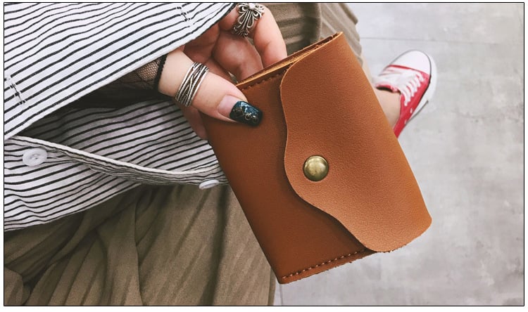 Mallid isetehtud nahktoodete, kaardihoidjate, mündikottide, akrüülmudelite, jõupaberist mallide ja vormide jaoks